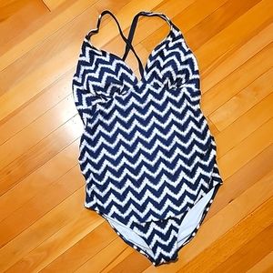 One piece maternity swim
